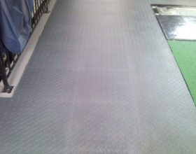 Flexi-Tile PVC Bodenfliesen als Garagenboden - Anwendungsbeispiel PVC Fliese