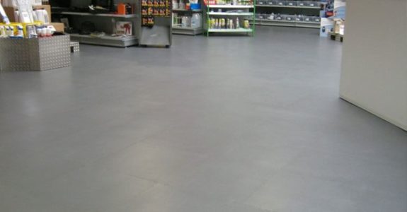 Flexi-Tile PVC-Fliesen im Ladenlokal als Gewerbeboden