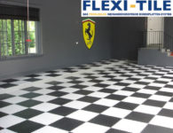 Flexi-Tile als PVC Boden im Schachbrettmuster