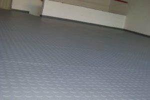 Flexi-Tile als PVC Garagenboden Belag